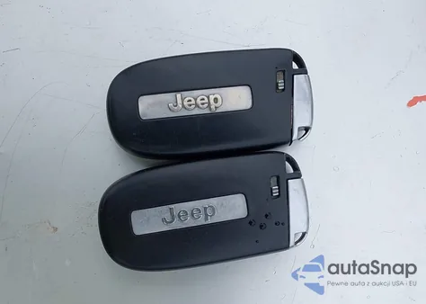 2015 Jeep Grand Cherokee Summit from USA, damaged, VIN 1C4RJFJG1FC135935